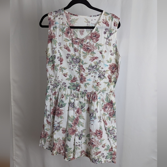 Vintage cottagecore white floral sleeveless romper - Picture 1 of 8